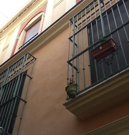 Apartamento San Benito B Siviglia Esterno foto