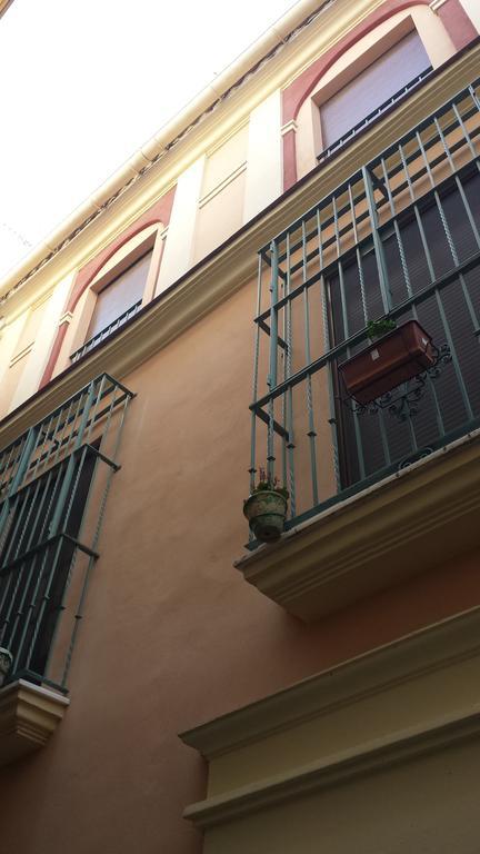 Apartamento San Benito B Siviglia Esterno foto